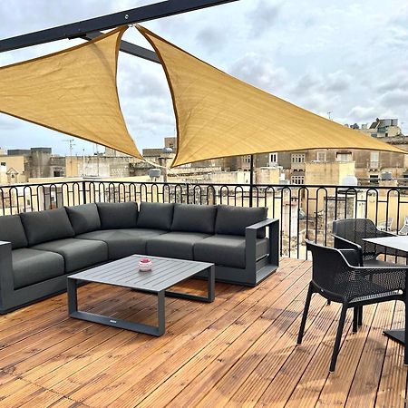 Florette Suite Designer Finish With Stunning Lounge Terrace By Arcobnb Il-Furjana Ngoại thất bức ảnh