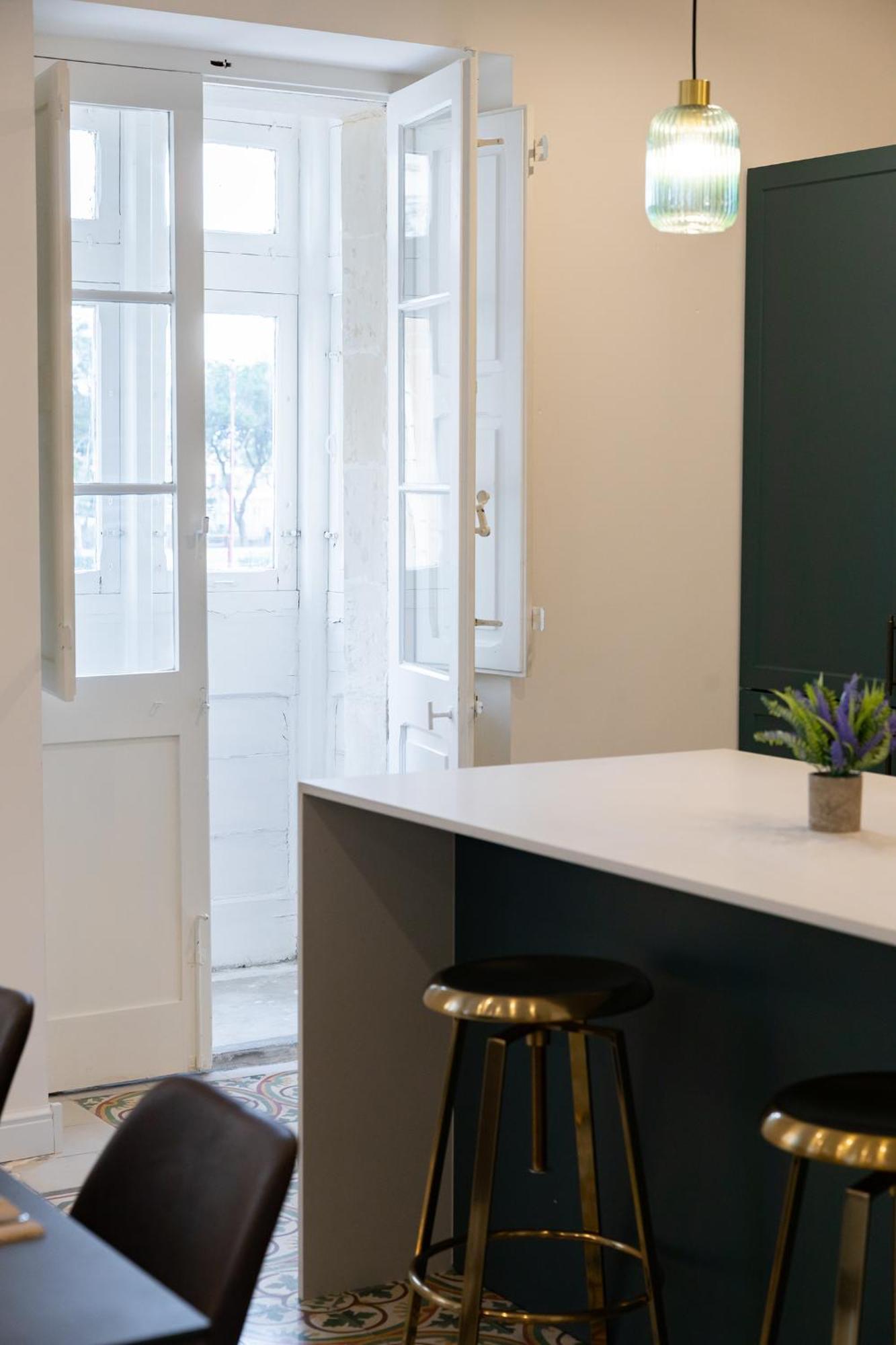 Florette Suite Designer Finish With Stunning Lounge Terrace By Arcobnb Il-Furjana Ngoại thất bức ảnh